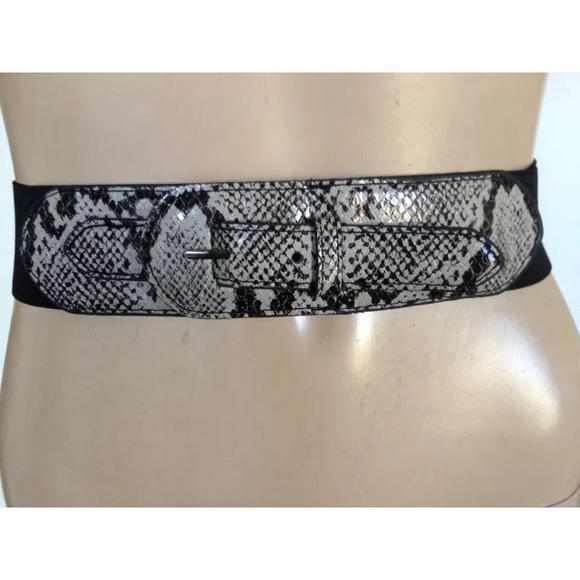 BCBG WAIST BELT BLACK BEIGE SNAKE ANIMAL PRINT M - Picture 1 of 2